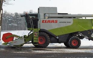 CLAAS Lexion 530 grain harvester