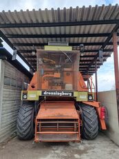 DRONNINGBORG 8100s grain harvester